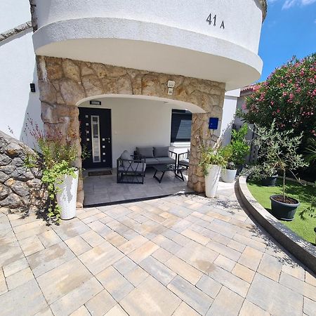 Apartments Rajna Чижичи Экстерьер фото